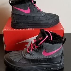 NIKE ACG WINTER BOOTS